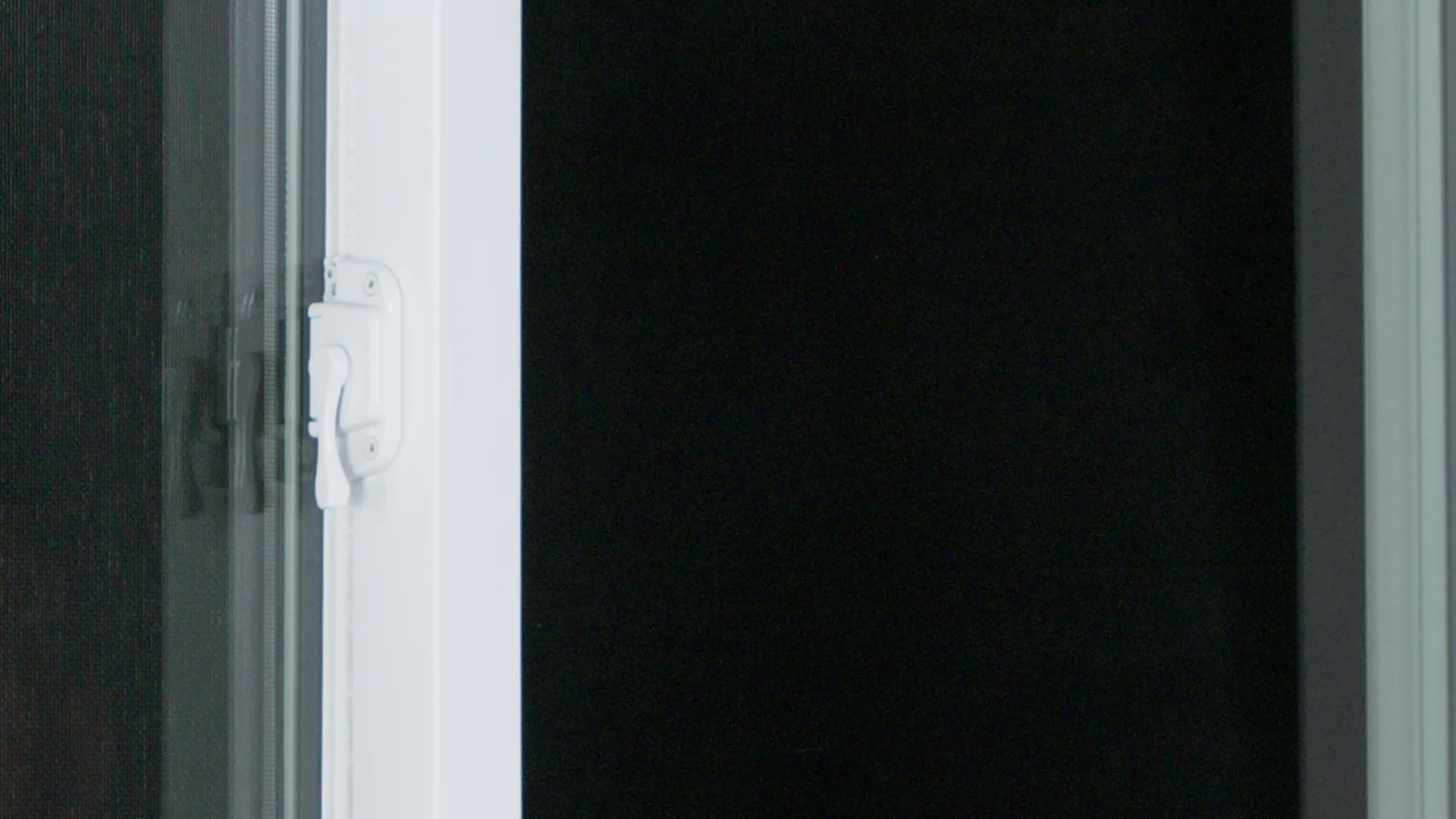 Double Tilt Slider Window